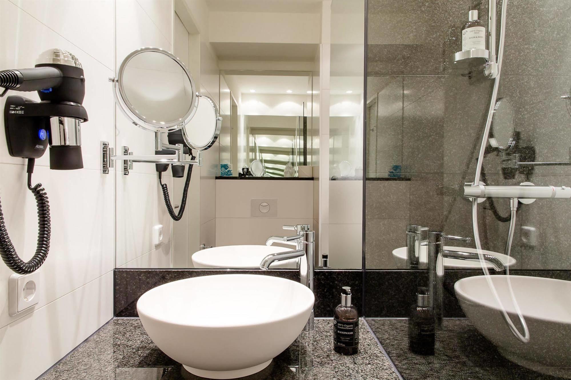 Motel One Brussels Ngoại thất bức ảnh